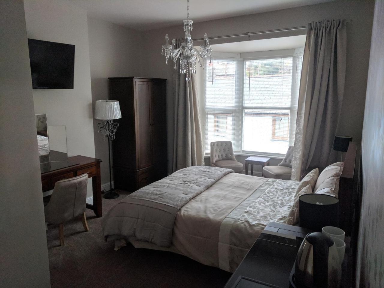 Lion House Bed & Breakfast With Restaurant Combe Martin Dış mekan fotoğraf