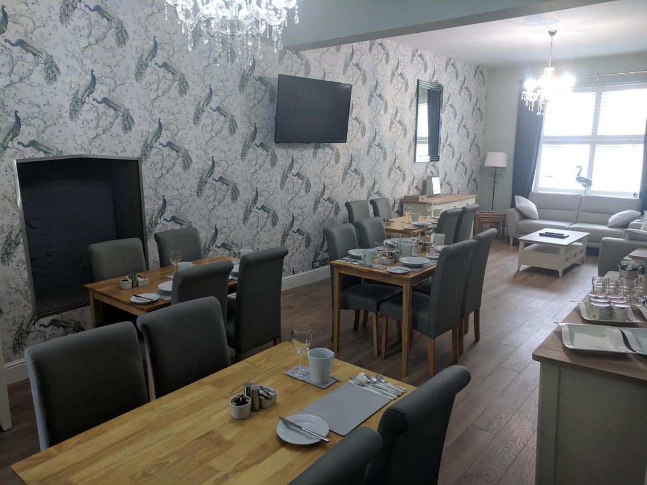 Lion House Bed & Breakfast With Restaurant Combe Martin Dış mekan fotoğraf